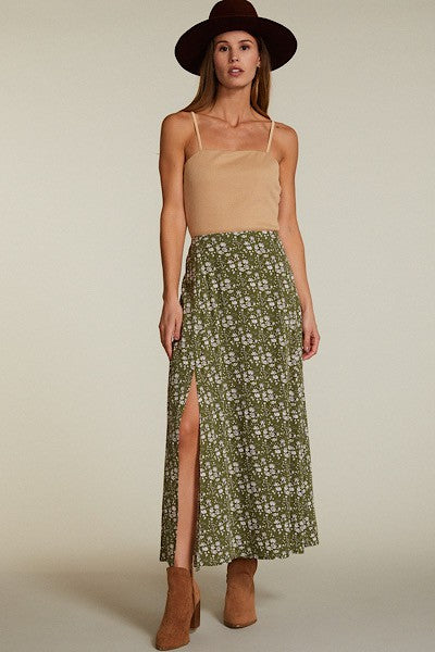 Maxi skirt with slit detail - Miss Sparkling