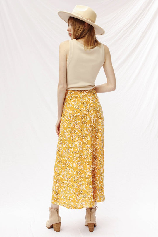 Maxi skirt with slit detail - Miss Sparkling
