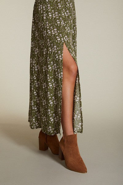 Maxi skirt with slit detail - Miss Sparkling