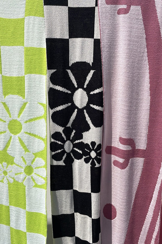 Novelty scarf - Miss Sparkling