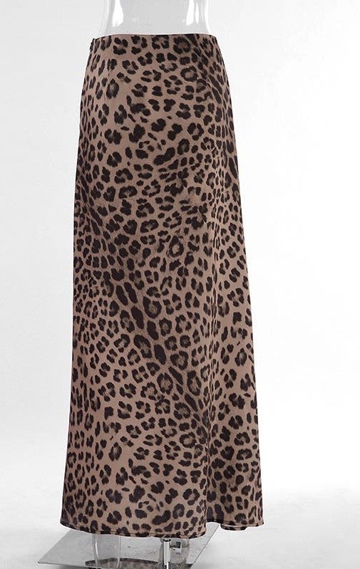 Leopard Print Midi skirt