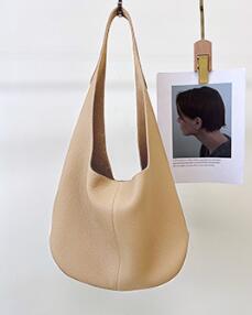 Minimal Soft Shoulder Bag