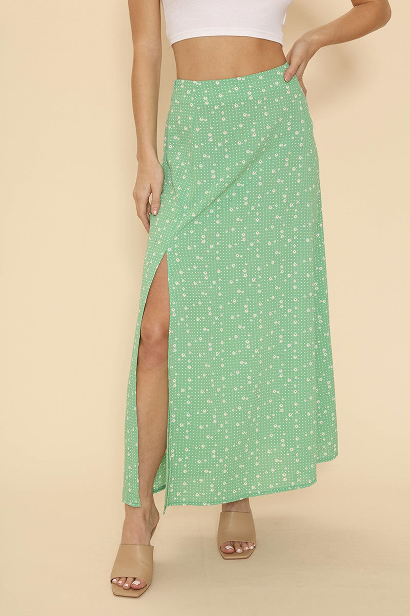 Maxi skirt with slit detail - Miss Sparkling